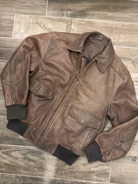 Roundtree & Yorke Other - Roundtree & Yorke Brown Leather Bomber Jacket